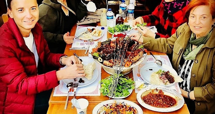 Şanlıurfa sıra geceleri rezervasyon Şanlıurfa sıra geceleri rezervasyon